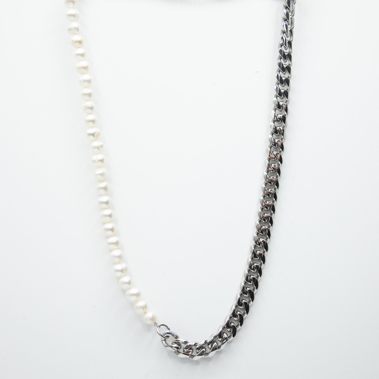 Spliced Pearl Chain