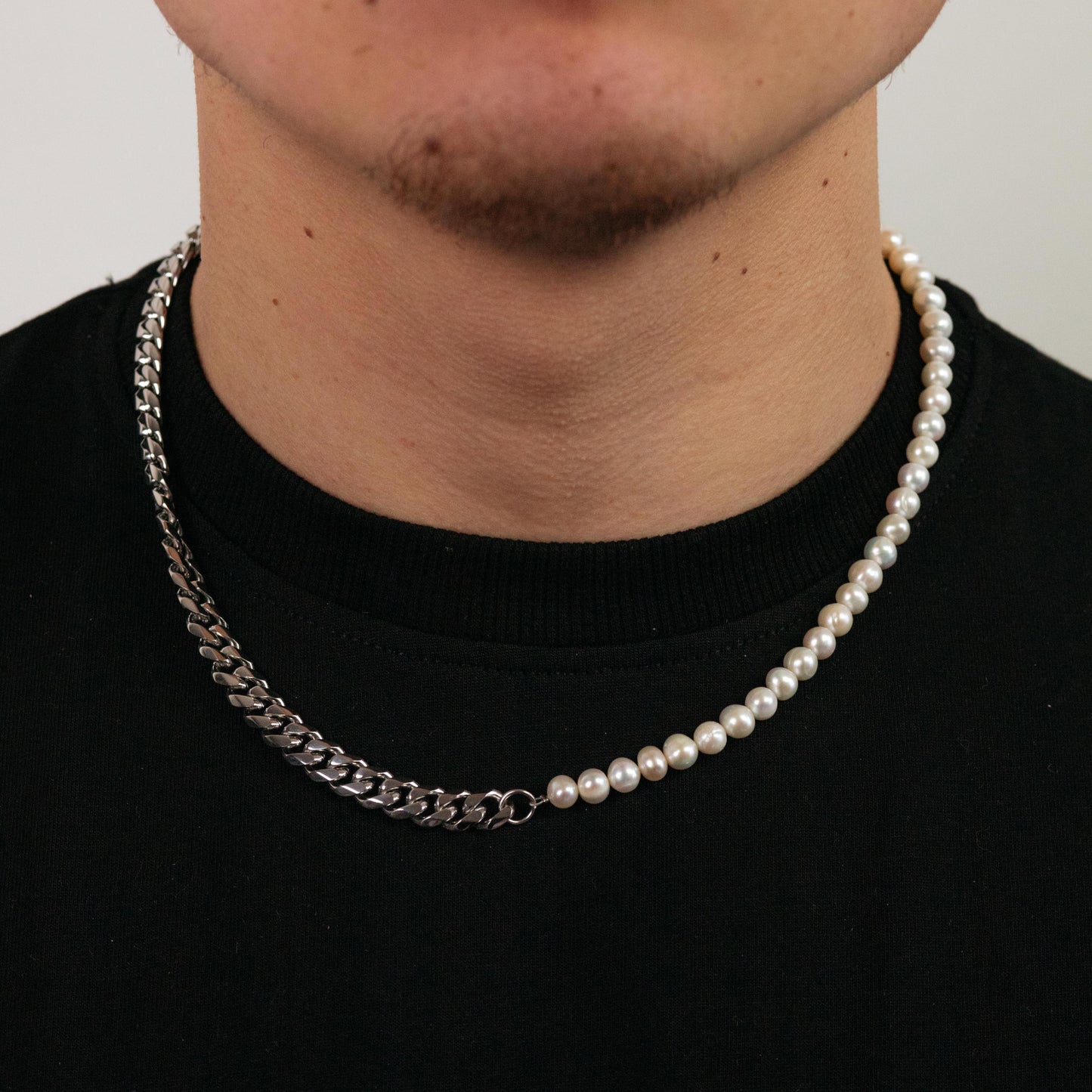 Spliced Pearl Chain